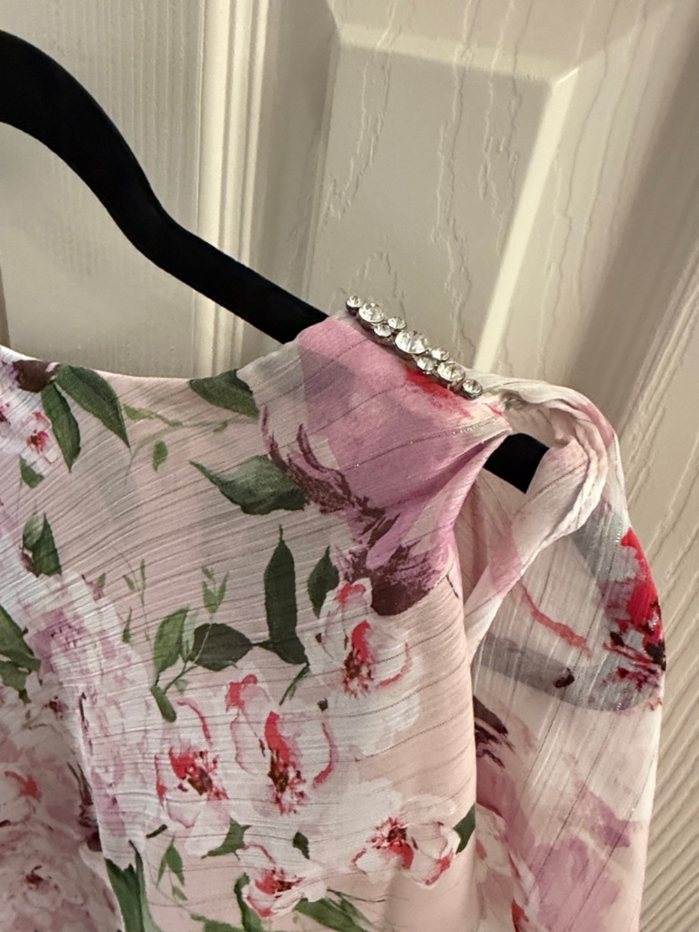 SLNY Pink Floral Tiered Midi Dress with Green Foliage - Picture 6 of 12
